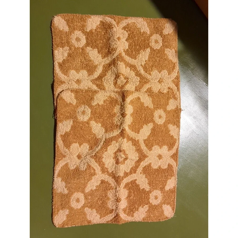 Two (2) Vintage Cannon Washcloths 70s Mod Cotton Gold Brown Medallion